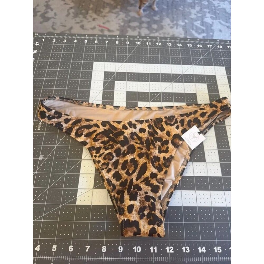 Shade & Shore Leopard Bikini Bottoms Medium High Leg Extra Cheeky NWT